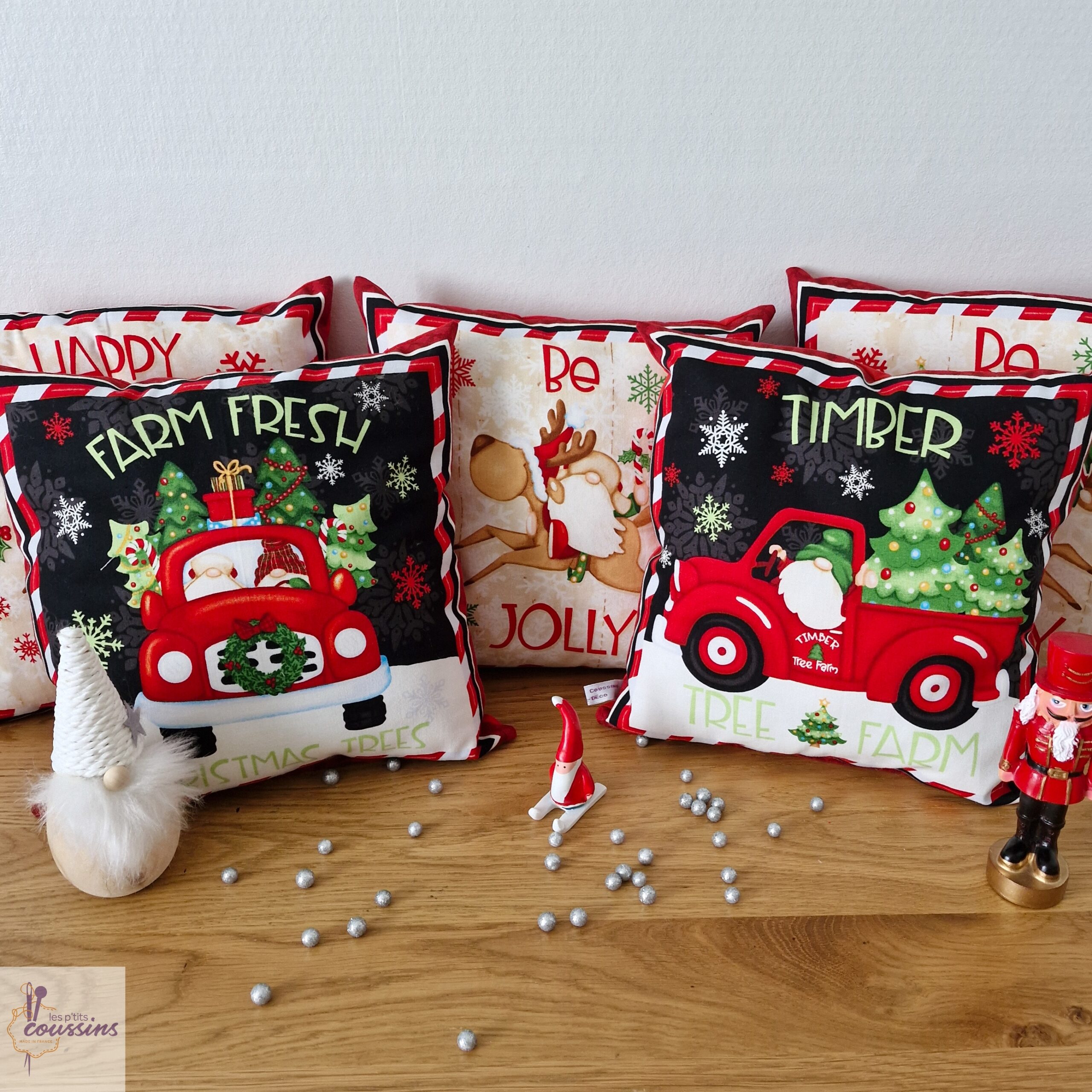 coussin décoration festive de Noël les ptits coussins