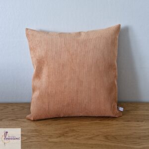 coussin velours côtelé orange les ptits coussins
