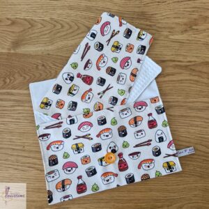 pochette et serviette de table pour cantine ou école personnalisable motif sushi