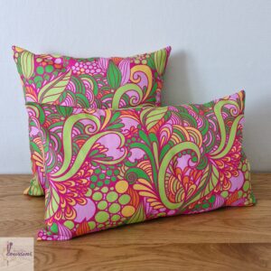 coussin motifs géométriques vintages colorés vert rose les ptits coussins