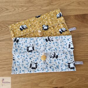 pochette range serviette maternelle personnalisable motifs pandas les ptits coussins