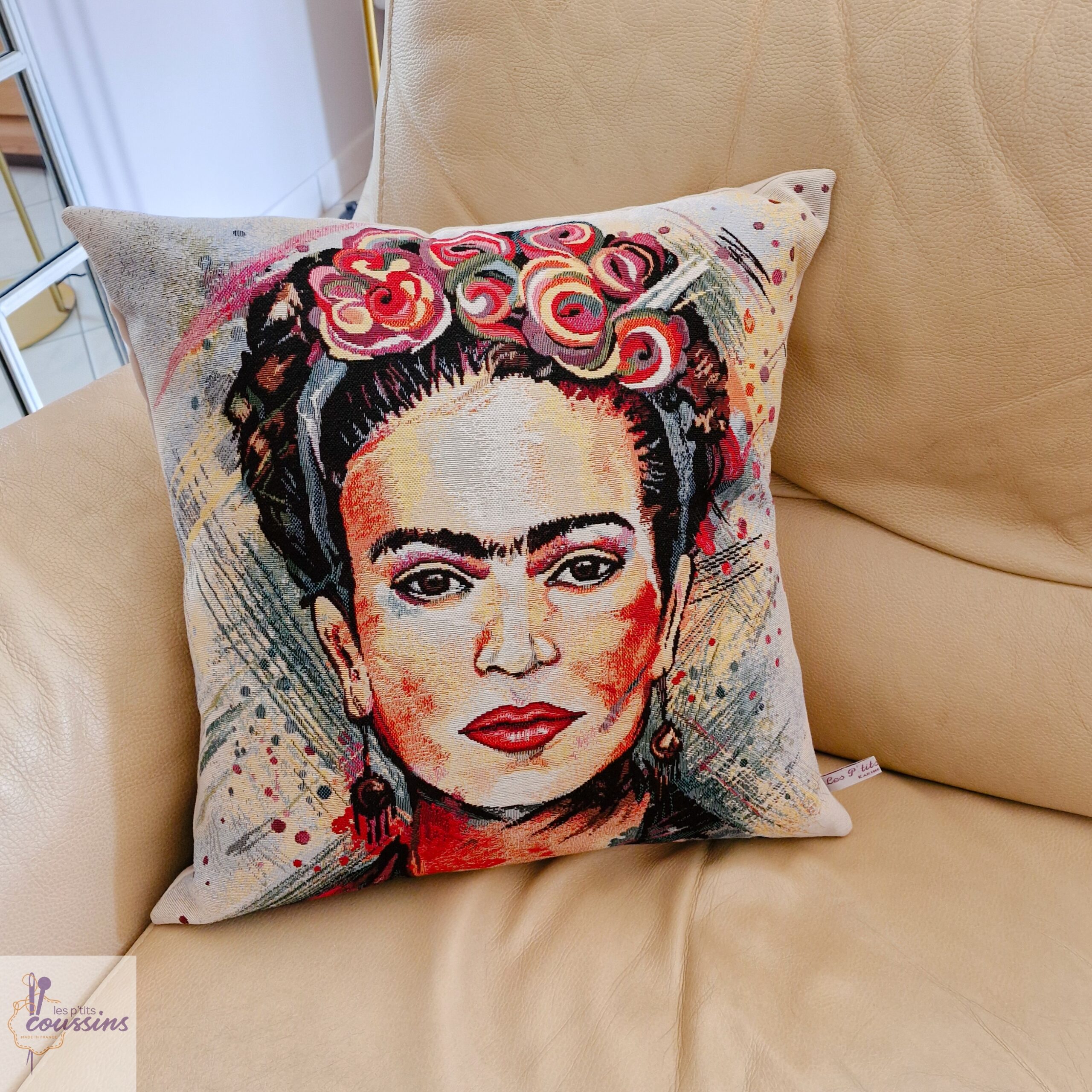 coussin motif portrait moderne de Frida Kahlo les ptits coussins