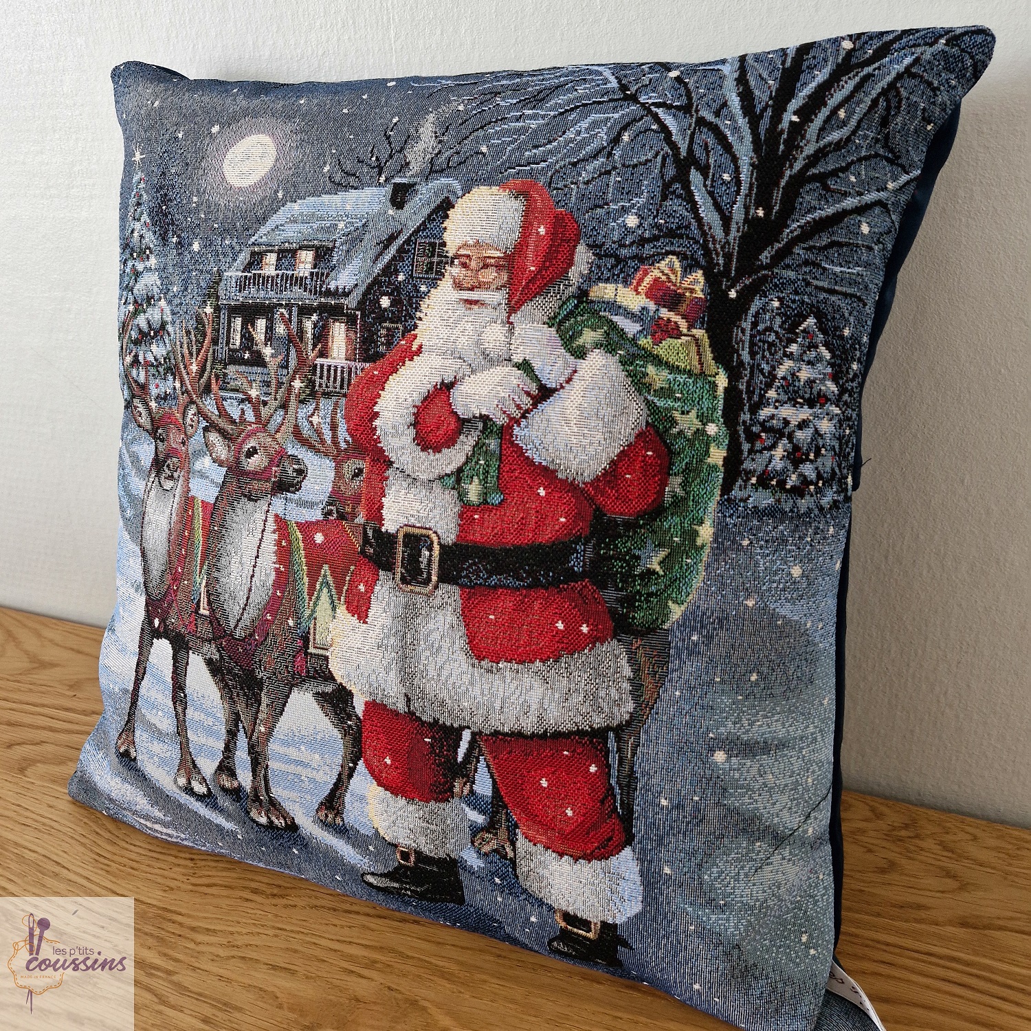 Coussin père Noël et ses rennes les ptits coussins